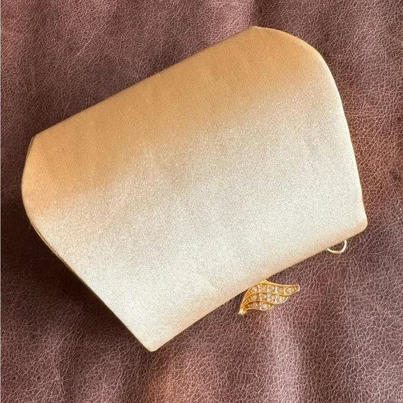 Vintage Jessica McClintock Gold Satin Clutch - Picture 7 of 10